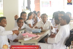 VESAK-014
